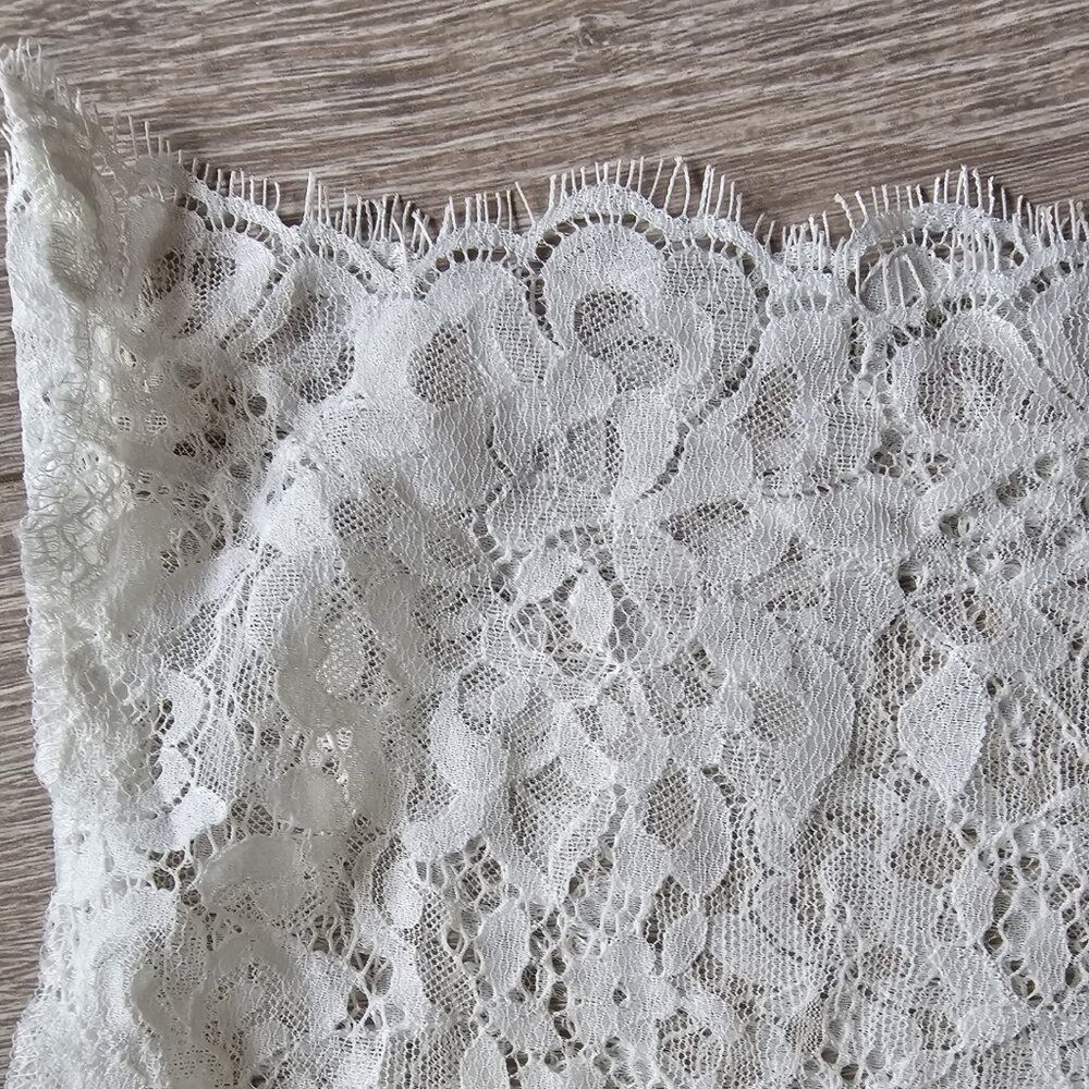Basic White Lace Cami Slip - Picture 4 of 5